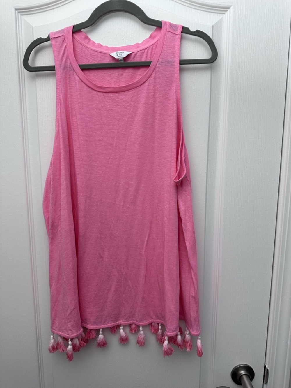 crown & ivy Pink Tassel-Hem Sleeveless Tank